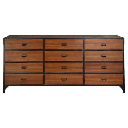 Aldershot Chest of Drawers Chest of Drawers Smithers of Stamford £1,310.00 