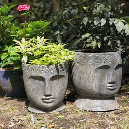 Face Plant Pot X 2 Garden Furniture Smithers of Stamford £138.00 